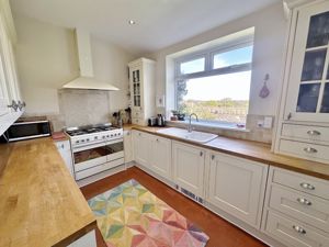 Photo 9- click for photo gallery